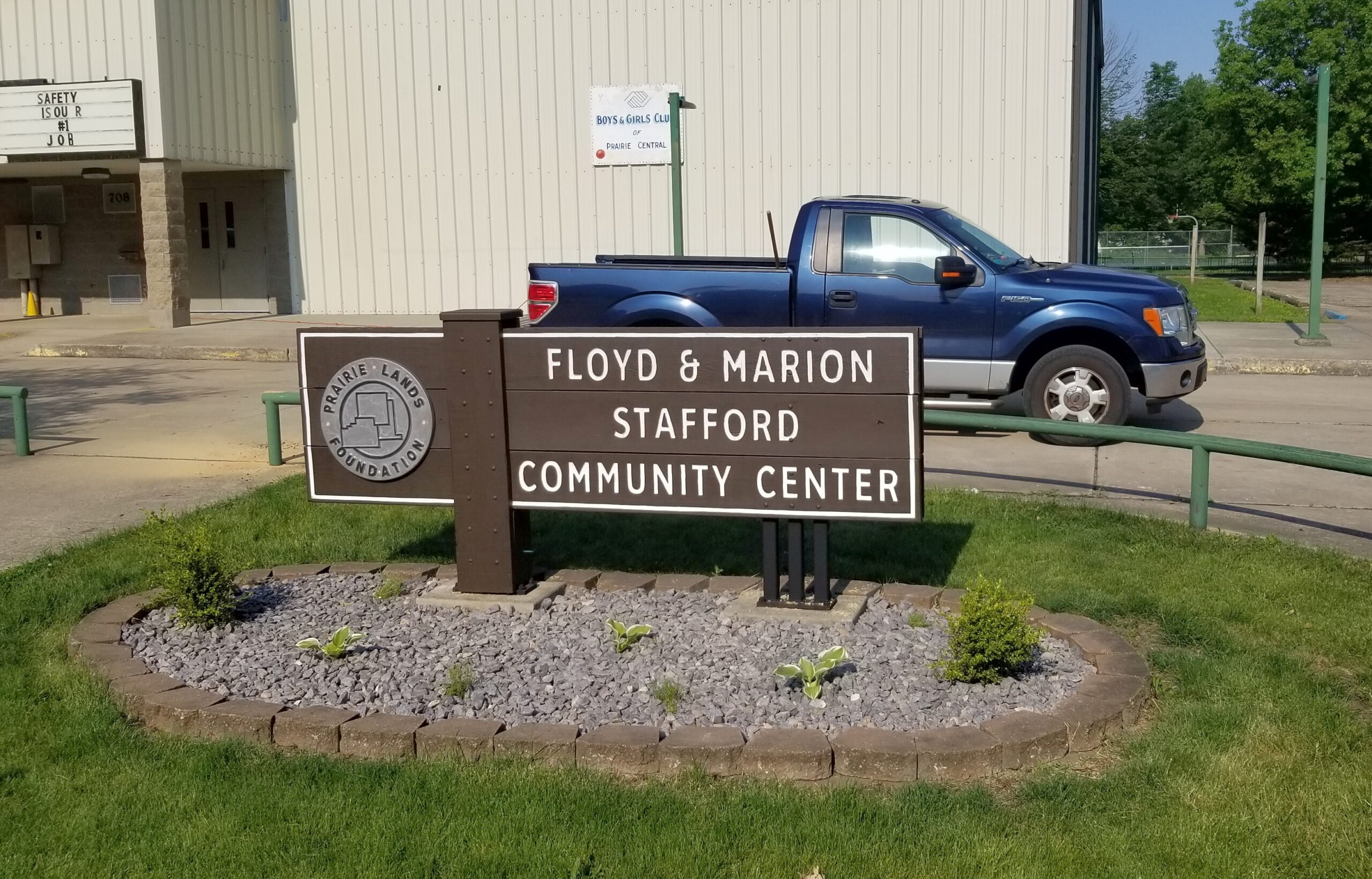 2023 swimming pool replacement sign project -new sign done including touchup --looking west